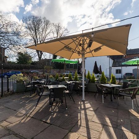 The Littleton Arms Hotel Penkridge Luaran gambar