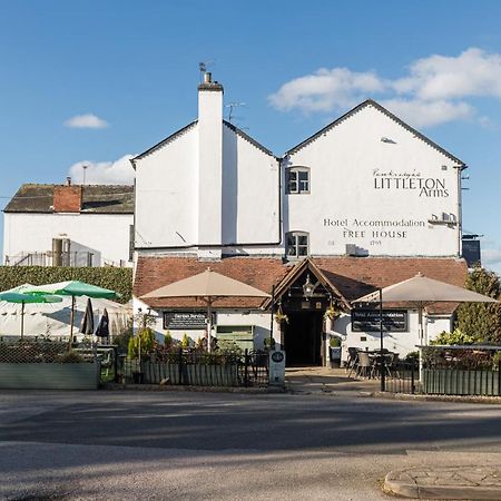 The Littleton Arms Hotel Penkridge Luaran gambar