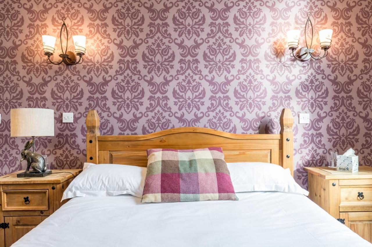 The Littleton Arms Hotel Penkridge Luaran gambar