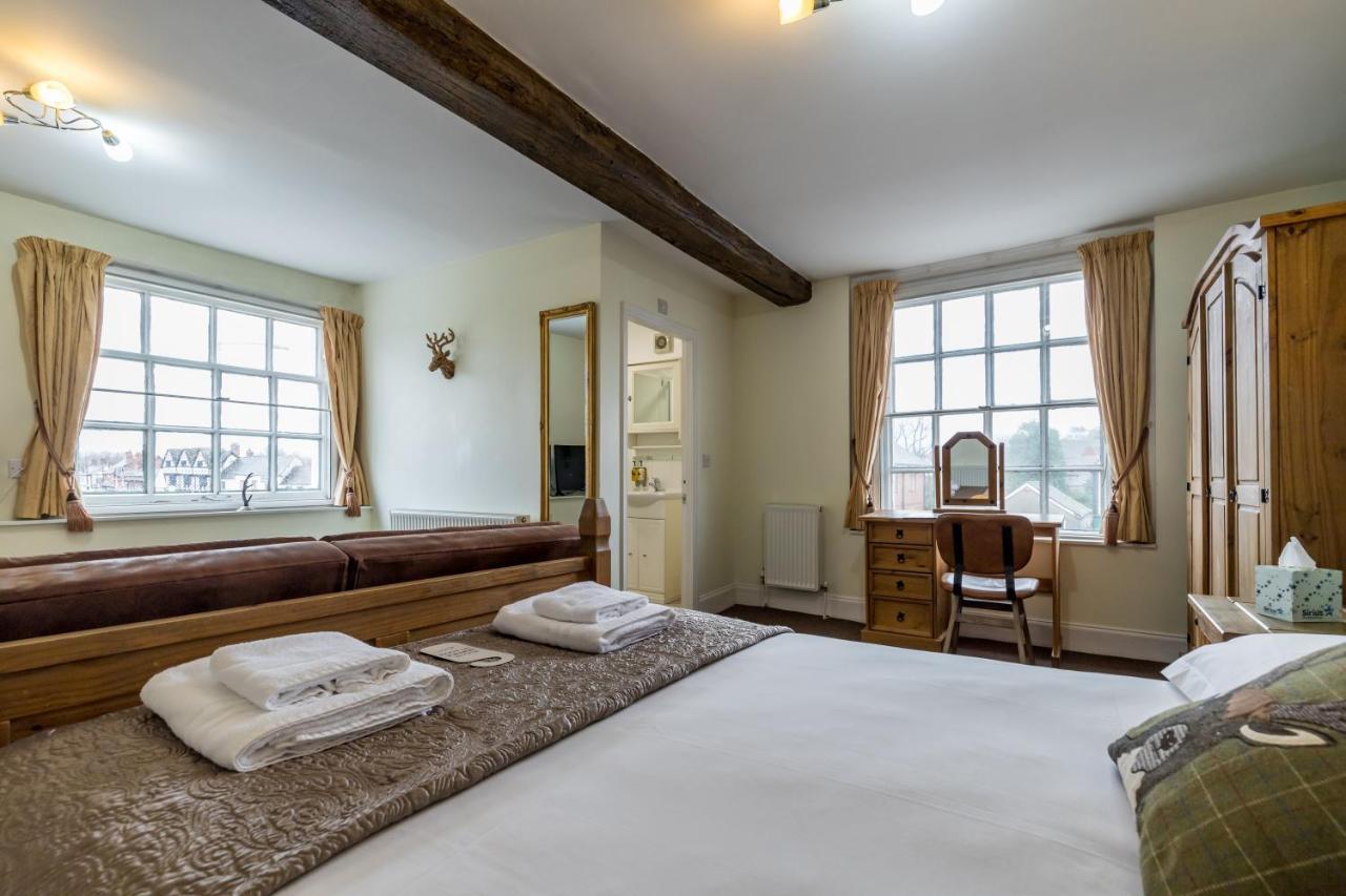 The Littleton Arms Hotel Penkridge Luaran gambar