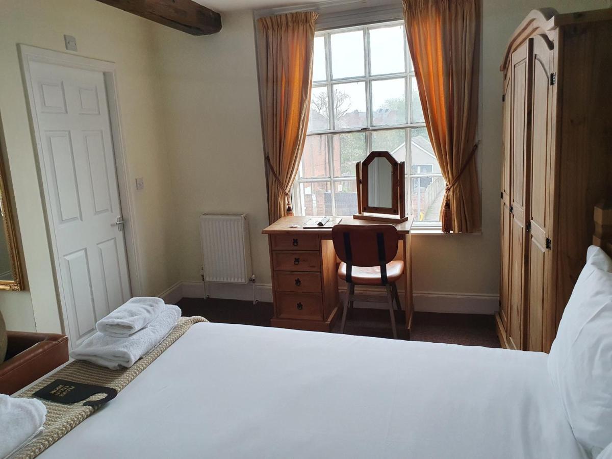 The Littleton Arms Hotel Penkridge Luaran gambar