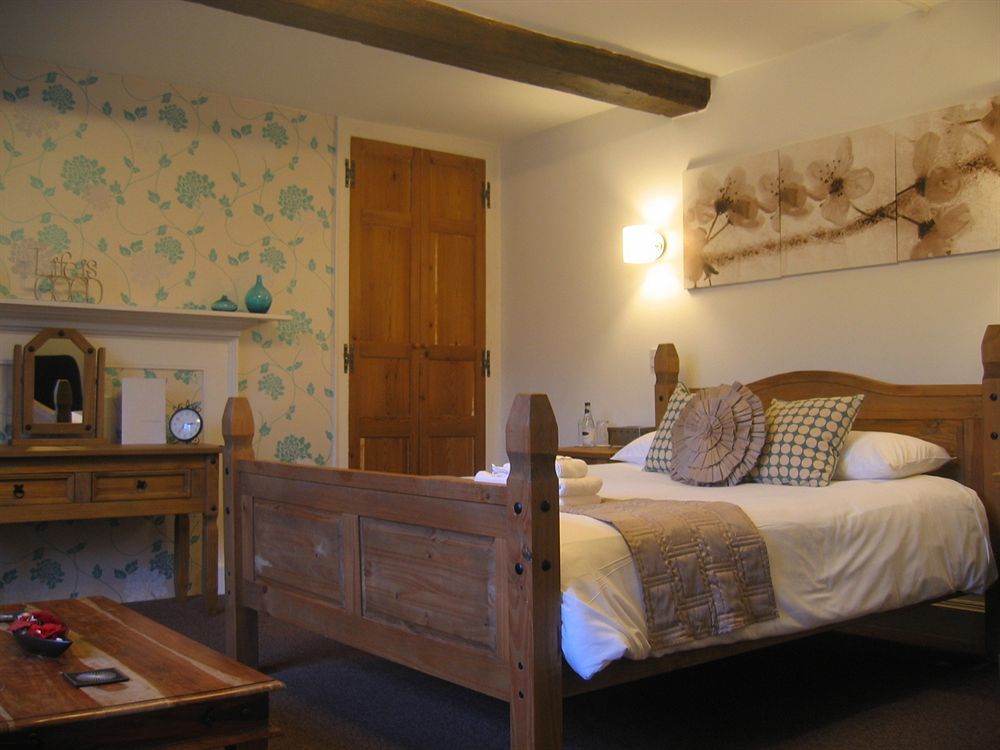 The Littleton Arms Hotel Penkridge Luaran gambar